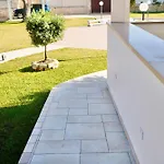 Villa Riro *