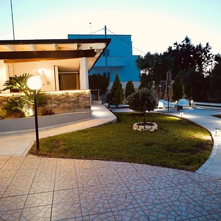 فيلة Riro