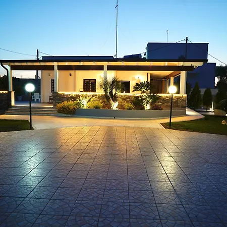 Riro Villa *