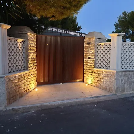 Riro ヴィラ バーリ